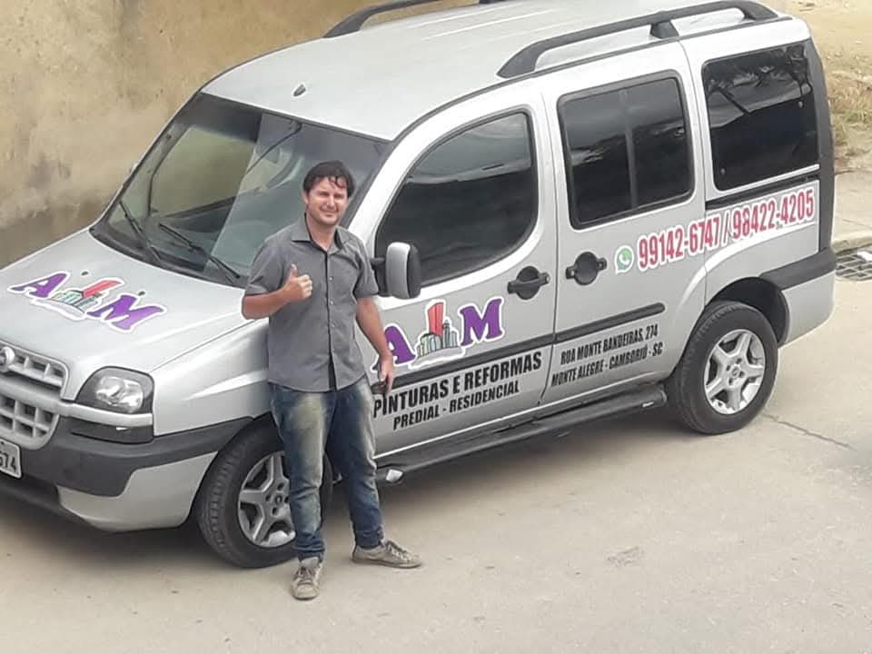André Moura, mestre de obras da AM Pinturas e Reformas